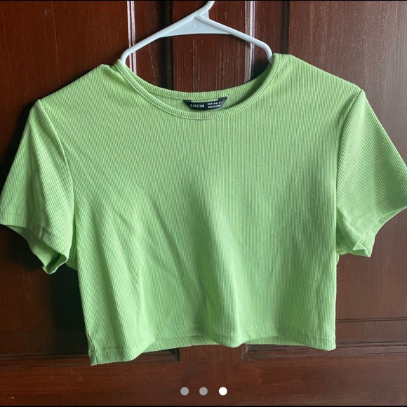 Green Ribbed Cropped Tee - Picture 3 of 3